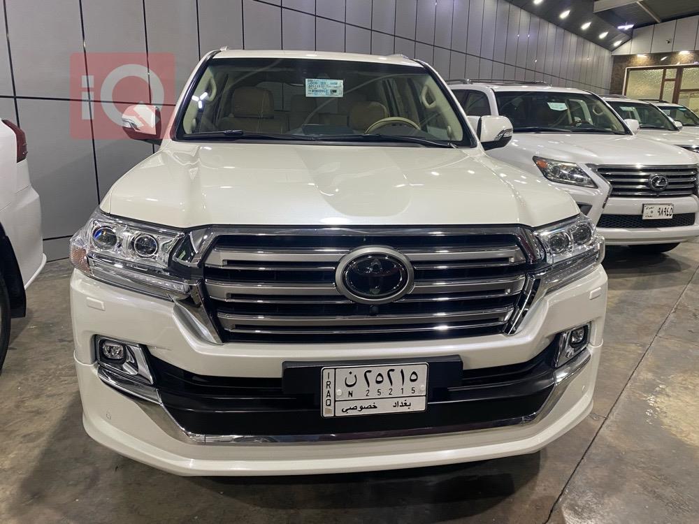 تويوتا لاندكروزر